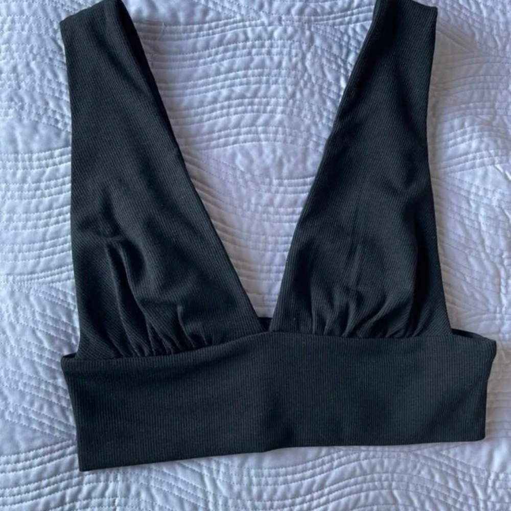 Sexy Tank Top - Picture 2 of 3
